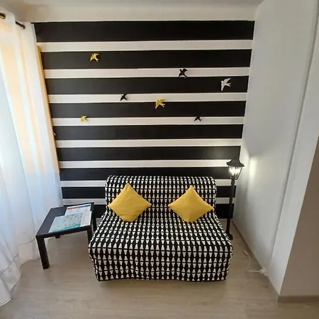Dreaming In Apartment Setubal