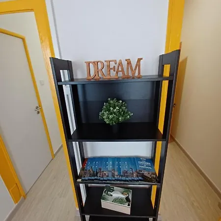 Dreaming In سيتوبال